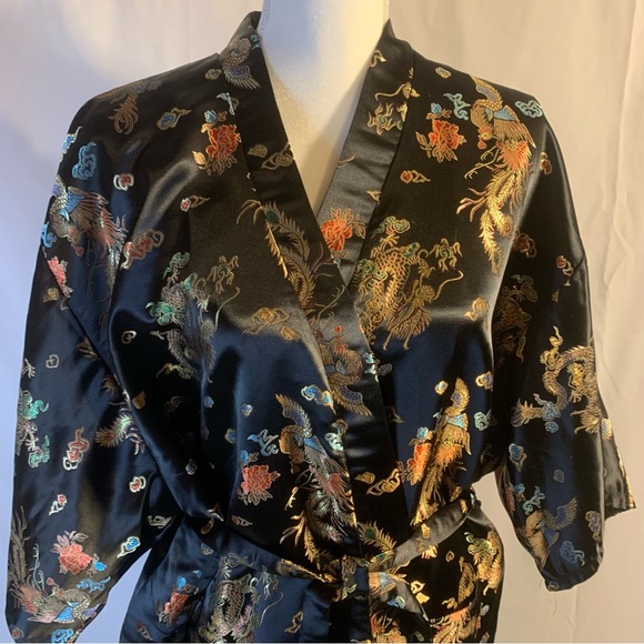 Lotus Black Kimono Full Length Robe with Pockets and Waist Tie - Picture 13 of 14